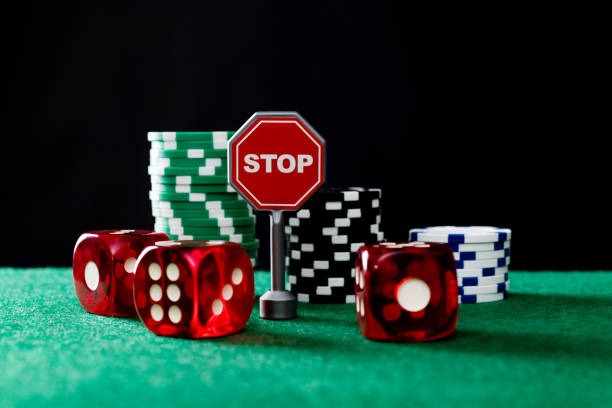 Antarmuka aplikasi zoro4d menampilkan meja casino langsung dan opsi sportsbook